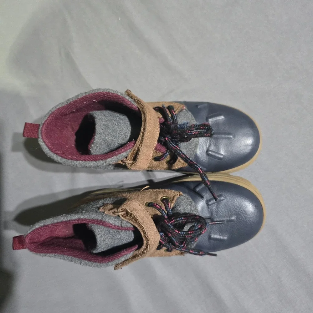 Carters Duck Boots Kids Size 12 Navy Blue Grey Tan Rugged Winter Hiking Shoes
